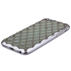 Xcessor Convex Checkered Glossy Flexible TPU case for Apple iPhone 6 Plus / 6S Plus. Transparent / Black